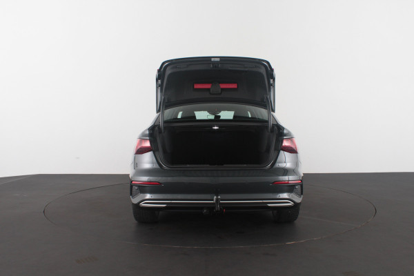 Audi A3 Limousine 35 TFSI edition one > S line interieur/Matrix-LED/Sfeerverlichting