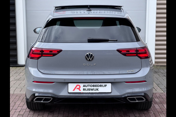 Volkswagen Golf 1.5 eTSI R-Line Pano/Matrix/Blindspot