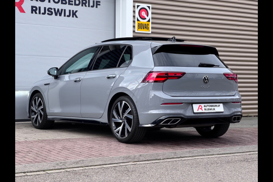 Volkswagen Golf 1.5 eTSI R-Line Pano/Matrix/Blindspot
