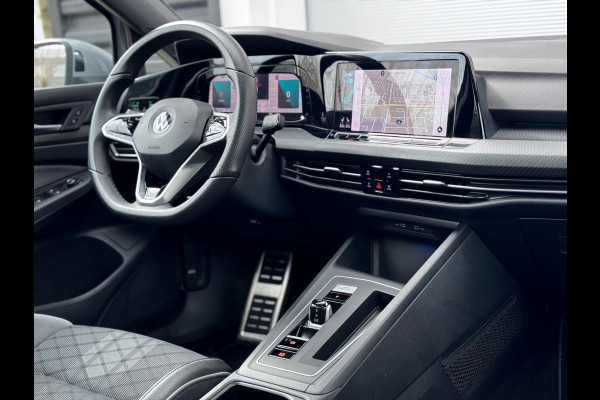 Volkswagen Golf 1.5 eTSI R-Line Pano/Matrix/Blindspot