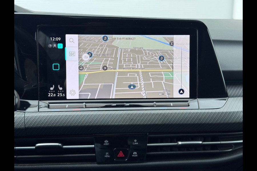 Volkswagen Golf 1.5 eTSI R-Line Pano/Matrix/Blindspot