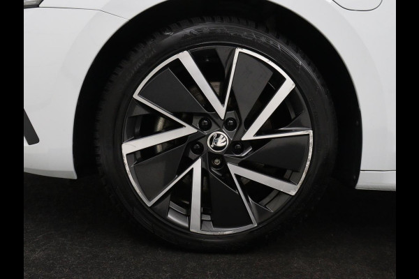 Škoda Octavia 1.4 TSI iV PHEV Business Edition | Adaptive cruise | Stuurverwarming | Carplay | Navigatie | Parkeerhulp | Full LED | Climate control | Plug In