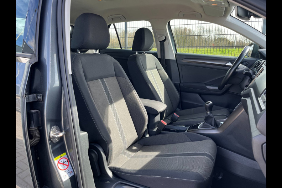 Volkswagen T-Roc 1.0 TSI Style | 1ste eigenaar | PDC | Carplay | Navi |