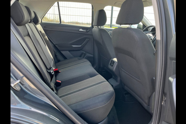 Volkswagen T-Roc 1.0 TSI Style | 1ste eigenaar | PDC | Carplay | Navi |