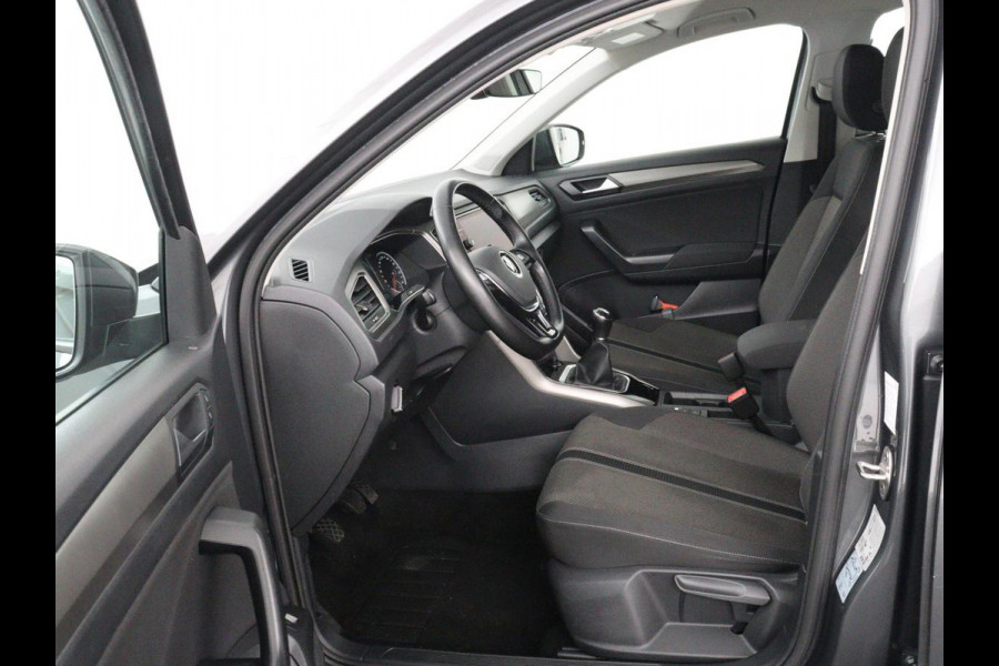 Volkswagen T-Roc 1.0 TSI Style Business | Adaptive cruise | Carplay | Navigatie | DAB | Climate control | Bluetooth | Parkeerhulp