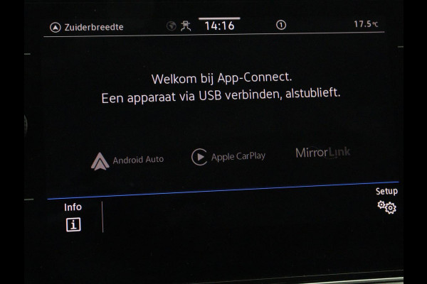 Volkswagen T-Roc 1.0 TSI Style Business | Adaptive cruise | Carplay | Navigatie | DAB | Climate control | Bluetooth | Parkeerhulp