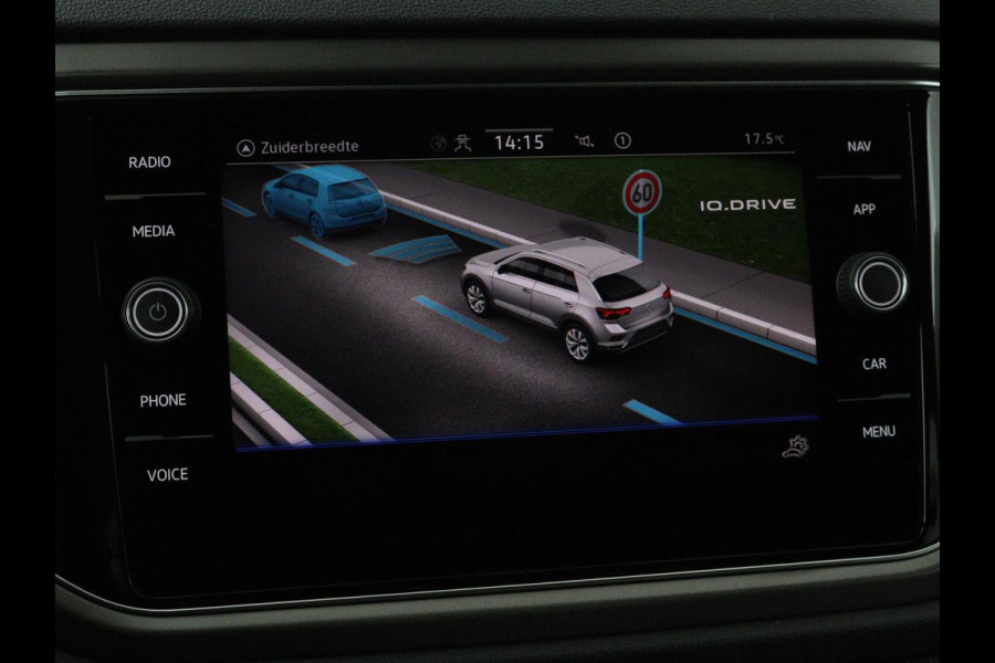 Volkswagen T-Roc 1.0 TSI Style Business | Adaptive cruise | Carplay | Navigatie | DAB | Climate control | Bluetooth | Parkeerhulp