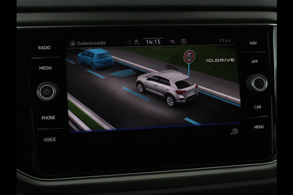 Volkswagen T-Roc 1.0 TSI Style Business | Adaptive cruise | Carplay | Navigatie | DAB | Climate control | Bluetooth | Parkeerhulp