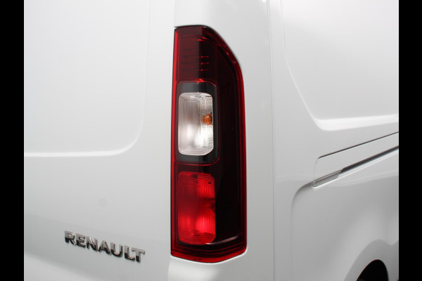 Renault Trafic 2.0 Blue dC1 150PK L2H1 Advance Dubbele Cabine Navigatie Airco Lichtmetalen velgen Betimmering Trekhaak Camera Parkeer sensoren Dab