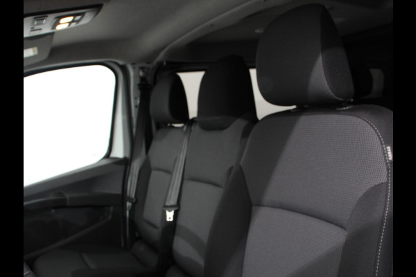 Renault Trafic 2.0 Blue dC1 150PK L2H1 Advance Dubbele Cabine Navigatie Airco Lichtmetalen velgen Betimmering Trekhaak Camera Parkeer sensoren Dab