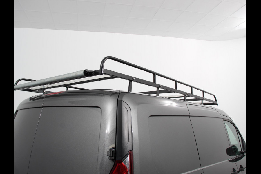 Ford Transit Connect 100pk Automaat L2 Trend | Navigatie | Camera | Imperiaal met ladder rol | Cruise control | Trekhaak | 3-Zits | Airco | DAB+ | Euro6
