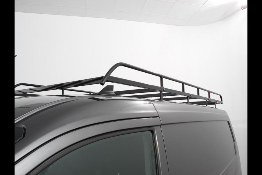 Ford Transit Connect 100pk Automaat L2 Trend | Navigatie | Camera | Imperiaal met ladder rol | Cruise control | Trekhaak | 3-Zits | Airco | DAB+ | Euro6