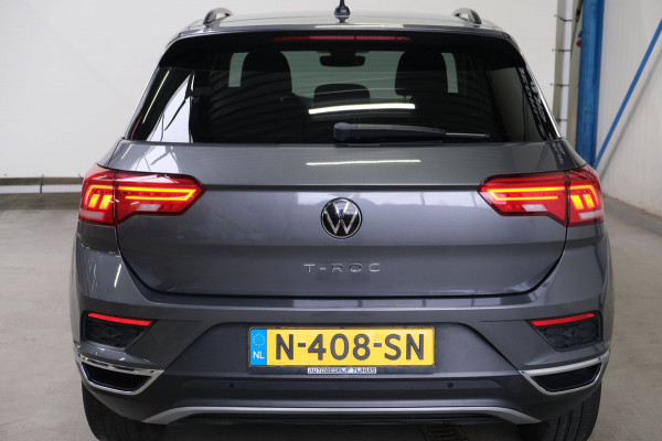 Volkswagen T-Roc 1.0 TSI Style - N.A.P. Airco, Cruise, PDC, Carplay.