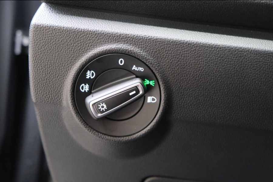 Volkswagen T-Roc 1.0 TSI Style - N.A.P. Airco, Cruise, PDC, Carplay.