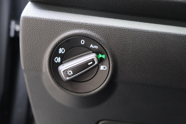 Volkswagen T-Roc 1.0 TSI Style - N.A.P. Airco, Cruise, PDC, Carplay.