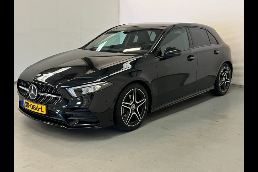 Mercedes-Benz A-Klasse 180 AMG Night Edition / NL-auto / Widescreen