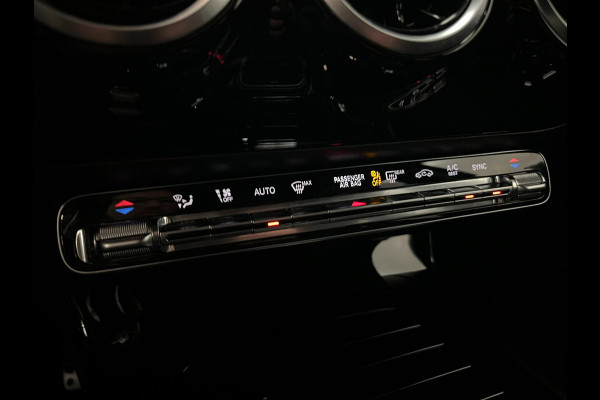 Mercedes-Benz A-Klasse 180 AMG Night Edition / NL-auto / Widescreen