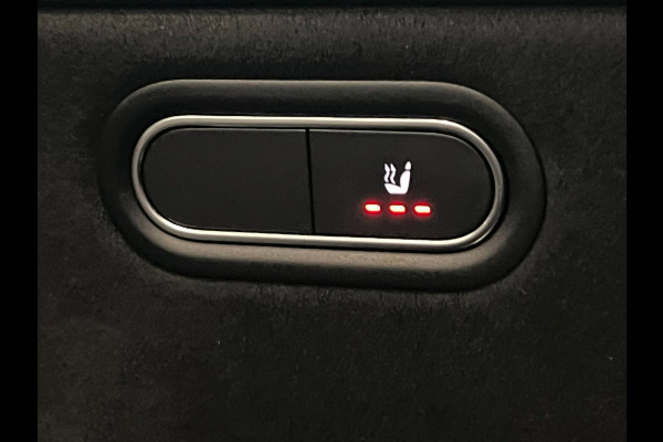 Mercedes-Benz A-Klasse 180 AMG Night Edition / NL-auto / Widescreen