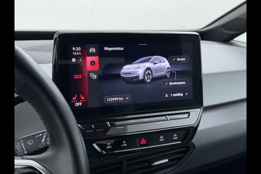 Volkswagen ID.3 First Plus 62kWh Camera Navi-Pro Adap.Cruise Matrix led 19" Ecc Apple Carplay Android Auto SOH 91% Stoel+Stuurverwarming Lmv Privacy Glas Keyless Advanced Rijstrooksensor Led-a.licht dynamisch 1e Eigenaar Dealeronderhouden Origineel Nederlandse Auto