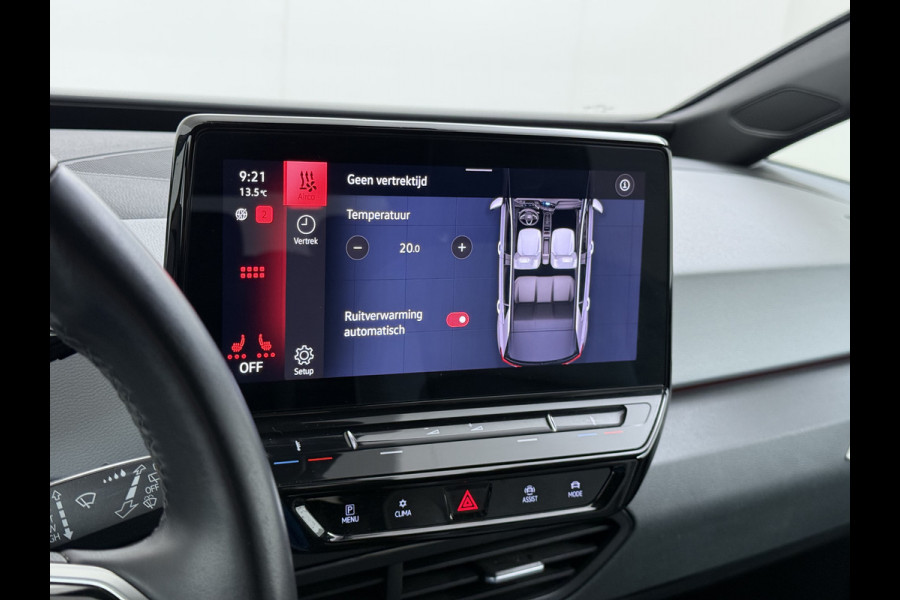 Volkswagen ID.3 First Plus 62kWh Camera Navi-Pro Adap.Cruise Matrix led 19" Ecc Apple Carplay Android Auto SOH 91% Stoel+Stuurverwarming Lmv Privacy Glas Keyless Advanced Rijstrooksensor Led-a.licht dynamisch 1e Eigenaar Dealeronderhouden Origineel Nederlandse Auto