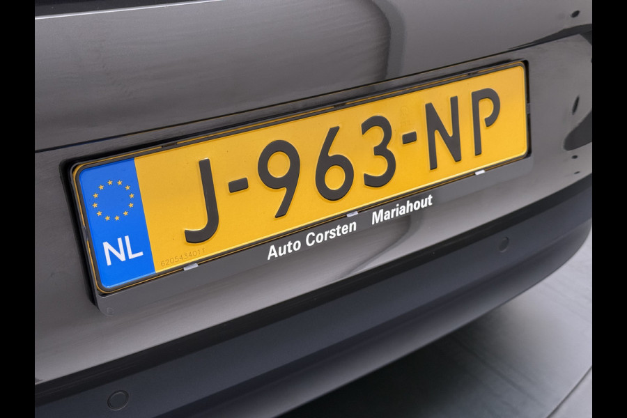 Volkswagen ID.3 First Plus 62kWh Camera Navi-Pro Adap.Cruise Matrix led 19" Ecc Apple Carplay Android Auto SOH 91% Stoel+Stuurverwarming Lmv Privacy Glas Keyless Advanced Rijstrooksensor Led-a.licht dynamisch 1e Eigenaar Dealeronderhouden Origineel Nederlandse Auto