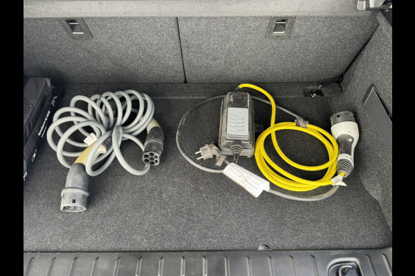 BMW i3 Executive Edition SOH 100% 42 kWh Pdc+camera Navi Stoelverwarming Dab+ Cruise Led