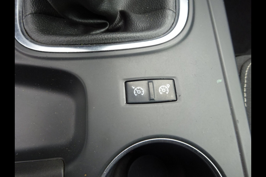 Renault Mégane VAN 1.5 dCi 110 PK AIRCO NAVIGATIE CRUISE CONTROL SCHUIFDEUR