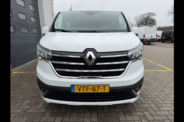 Renault Trafic 2.0 dCi 130pk T29 L2H1 DC 6 persoons Work Edition / vaste prijs rijklaar € 24.950 ex btw / lease € 407 / euro 6 / bpm vrij / trekhaak / airco / cruise / navigatie / isofix / sidebars
