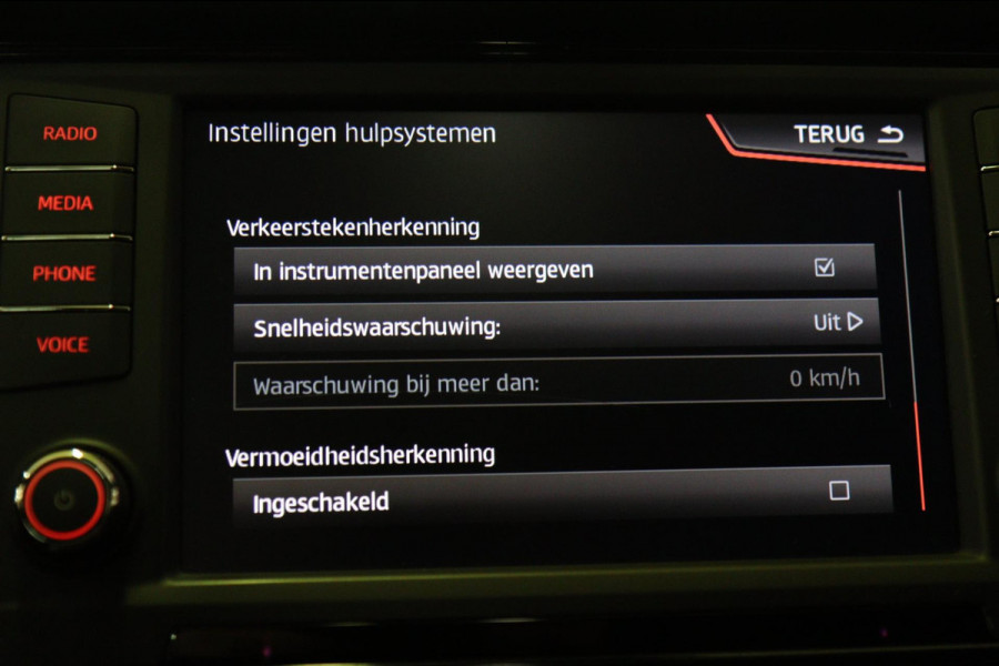 CUPRA Ateca 2.0 TSI 4DRIVE CUPRA PANO/BEATS/360CAM/CARPLAY/BOMVOLL