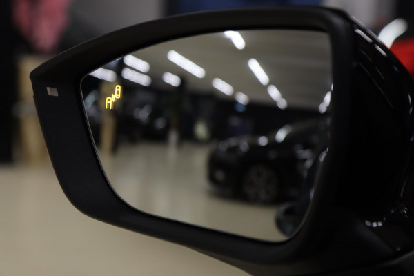 CUPRA Ateca 2.0 TSI 4DRIVE CUPRA PANO/BEATS/360CAM/CARPLAY/BOMVOLL