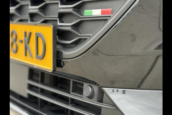 Ford FOCUS Wagon 1.0 EcoBoost ST Line Business Navi|Trekhaak|Clima|PDC V+A|Cruise|Stoelverwarming|APK tot 03-2027