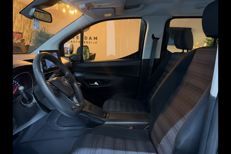 Opel Combo Tour Life 1.2 Turbo Edition Garantie Trekhaak Carplay Blindspot Cruise Navi Clima PDC led Dab Rijklaar