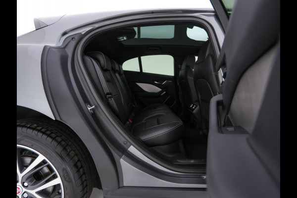Jaguar I-PACE EV400 HSE 90 kWh AWD {SOH-86%} (INCL-BTW) *PANO | LEATHER | FULL-LED | MERIDIAN-AUDIO | TOPVIEW | MEMORY-PACK | BLINDSPOT | DIGI-COCKPIT | KEYLESS | DAB+ | NAVI-FULLMAP | ECC | HEATED-COMFORTSEATS | PDC | CCS-FASTLOADER |