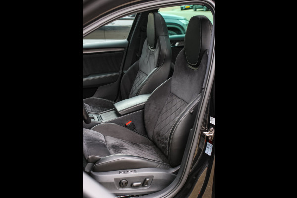 Škoda Superb Combi 1.5 TSI ACT Sportline *Pano*Canton*Camera*Keyless*