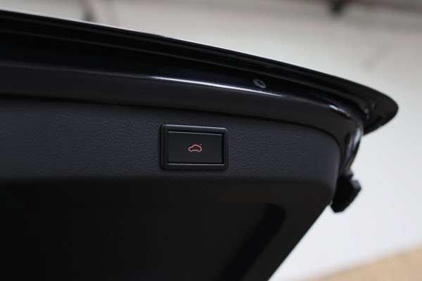 Škoda Superb Combi 1.5 TSI ACT Sportline *Pano*Canton*Camera*Keyless*