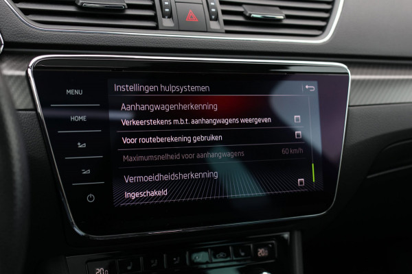 Škoda Superb Combi 1.5 TSI ACT Sportline *Pano*Canton*Camera*Keyless*