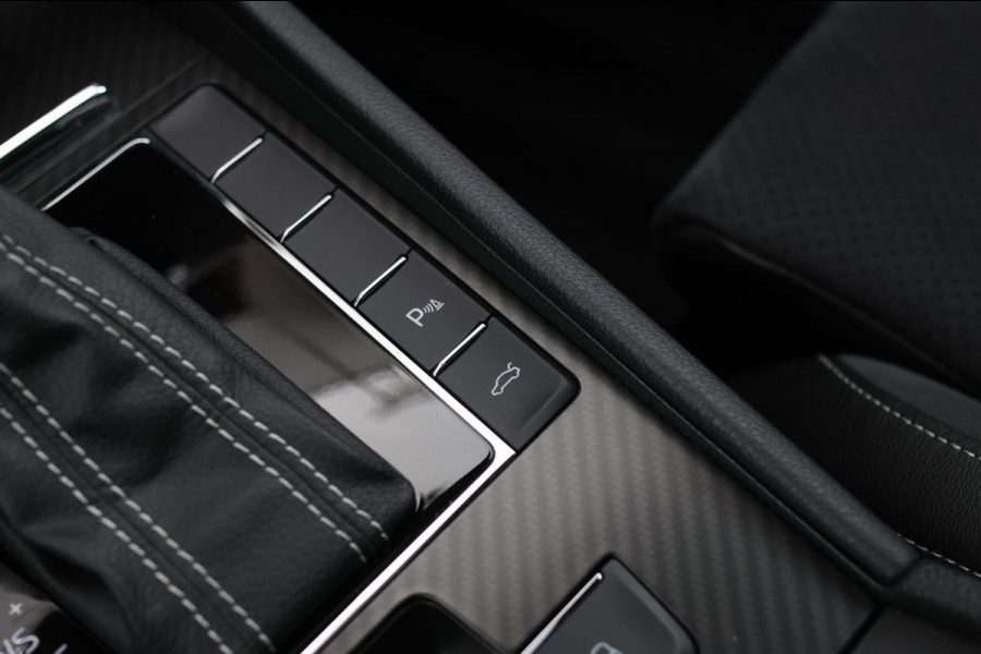 Škoda Superb Combi 1.5 TSI ACT Sportline *Pano*Canton*Camera*Keyless*