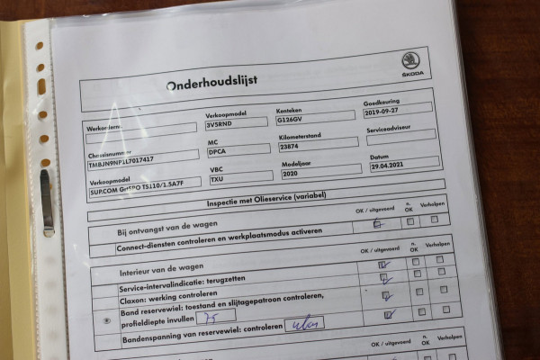 Škoda Superb Combi 1.5 TSI ACT Sportline *Pano*Canton*Camera*Keyless*