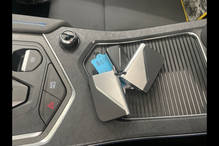 Lynk & Co 01 1.5 262pk PHEV Zwarte Hemel 360°Cam Stoelverw. Pano.dak Plug-in