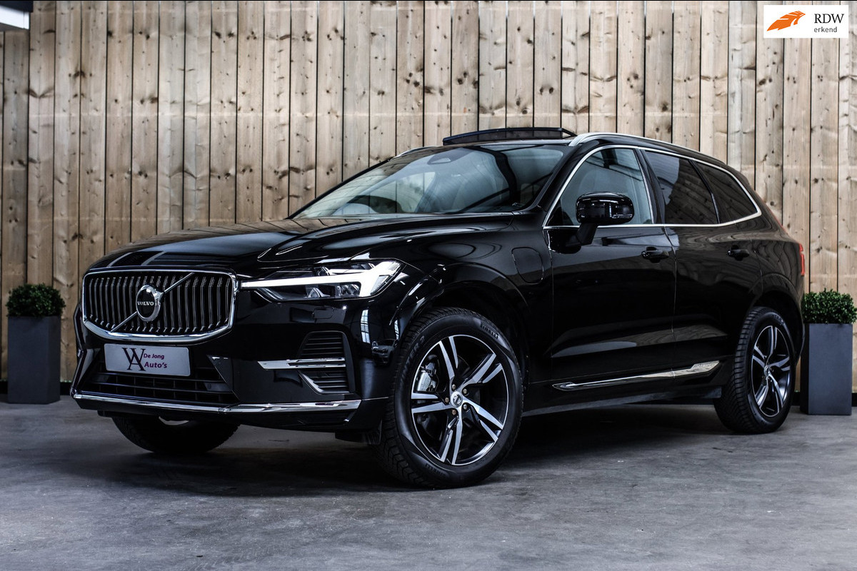 Volvo XC60 2.0 T6 Plug-in hybrid AWD Plus Bright *Pano*H/K*Camera*Trekhaak*