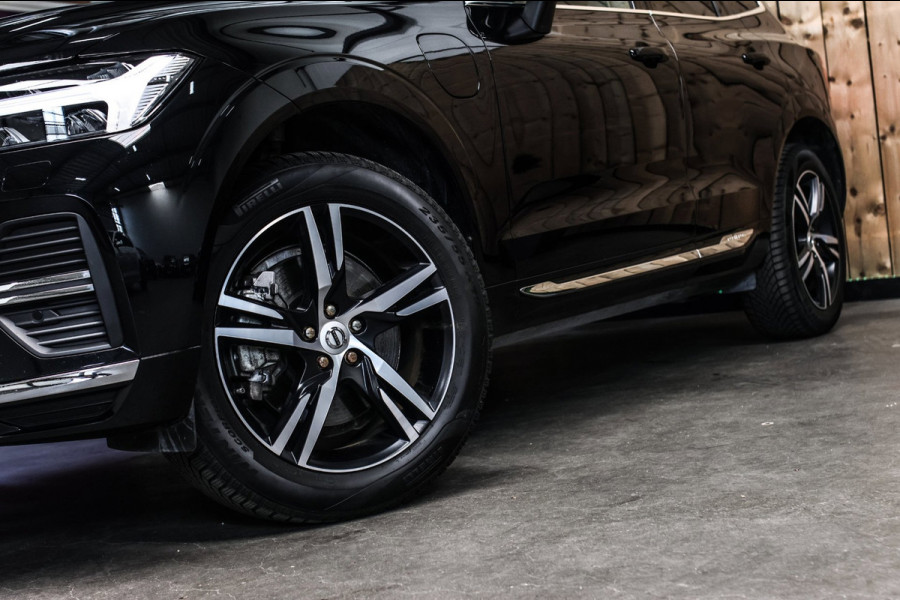 Volvo XC60 2.0 T6 Plug-in hybrid AWD Plus Bright *Pano*H/K*Camera*Trekhaak*
