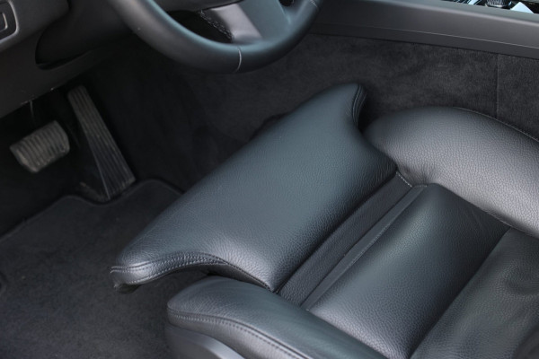 Volvo XC60 2.0 T6 Plug-in hybrid AWD Plus Bright *Pano*H/K*Camera*Trekhaak*