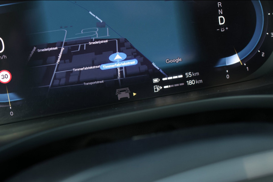 Volvo XC60 2.0 T6 Plug-in hybrid AWD Plus Bright *Pano*H/K*Camera*Trekhaak*