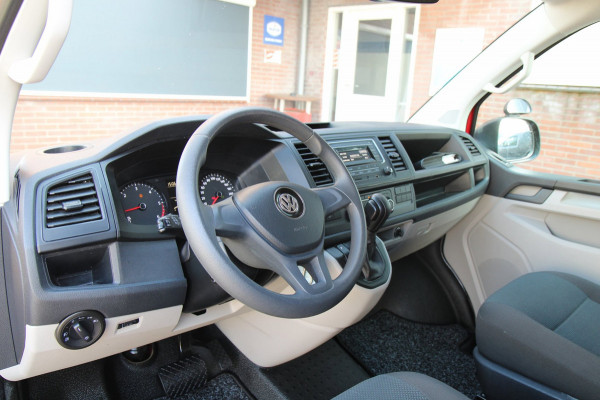 Volkswagen Transporter 2.0 TDI L1H1 Comfortline / 150PK Automaat / Klep / inrichting laadruimte