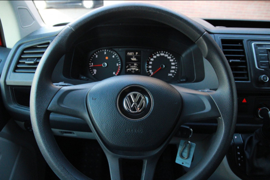 Volkswagen Transporter 2.0 TDI L1H1 Comfortline / 150PK Automaat / Klep / inrichting laadruimte