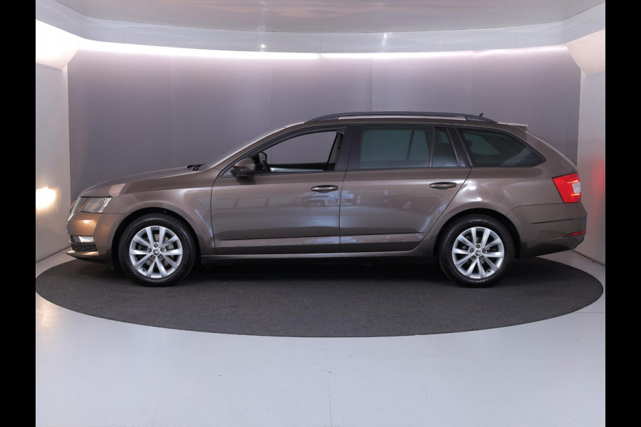 Škoda Octavia Combi 1.0 TSI Greentech Ambition Business 115pk 6bak| trekhaak| navigatie| LM-velgen| Parksensors achter