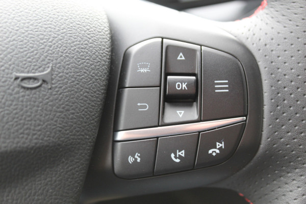 Ford Kuga 1.5 EcoBoost ST-Line X , 150pk 1800 Trekgewicht Cilmate control , Camera , Stoel,Stuur en Voorruit verwarming Navigatie , Trekhaak , Elek.verstelbare bestuurders stoel