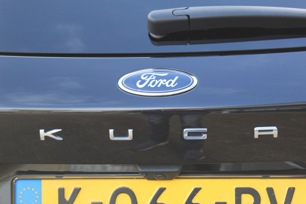 Ford Kuga 1.5 EcoBoost ST-Line X , 150pk 1800 Trekgewicht Cilmate control , Camera , Stoel,Stuur en Voorruit verwarming Navigatie , Trekhaak , Elek.verstelbare bestuurders stoel