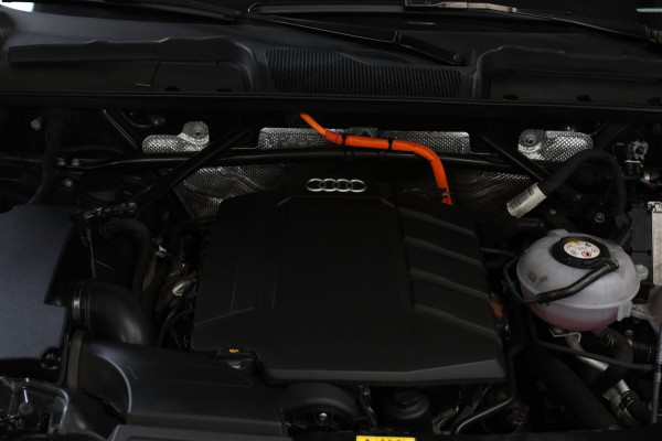 Audi Q5 55 TFSI e Quattro S-Line *Pano*Luchtvering*Camera*Trekhaak*