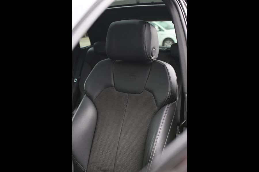 Audi Q5 55 TFSI e Quattro S-Line *Pano*Luchtvering*Camera*Trekhaak*